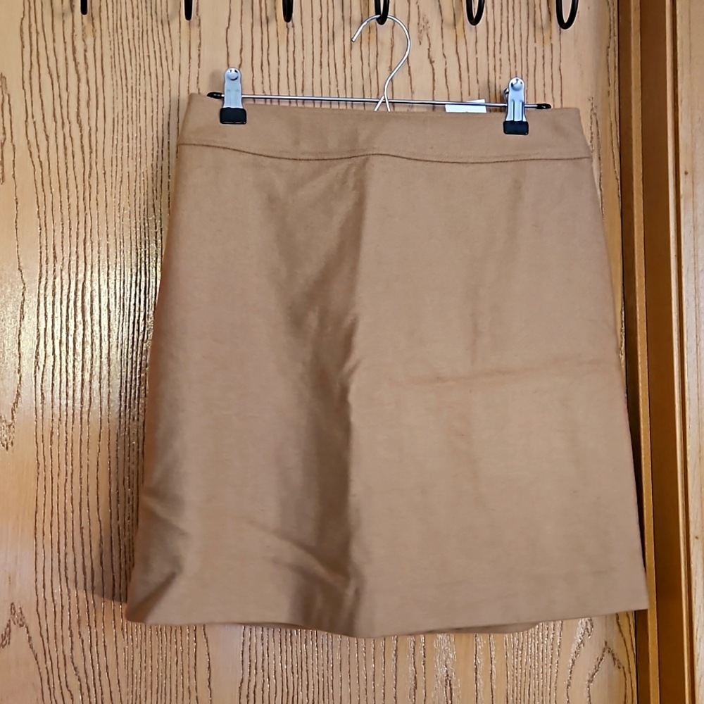 NWT mini skirt size 6 J.Crew camel wool skirt